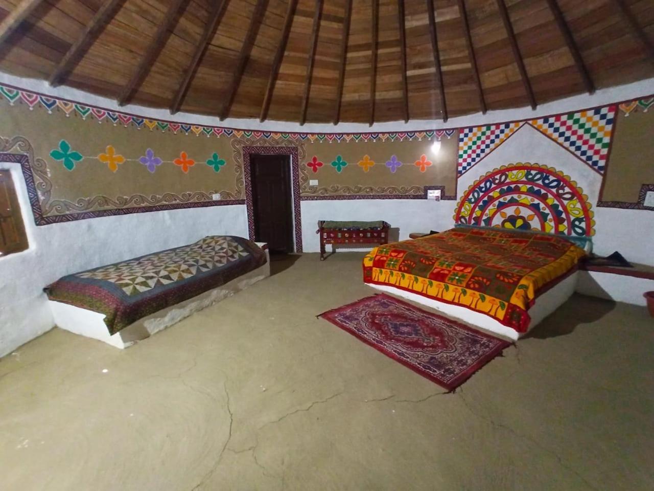 Banni Village Resort - Rann Of Kutch Bherandiala Exterior photo