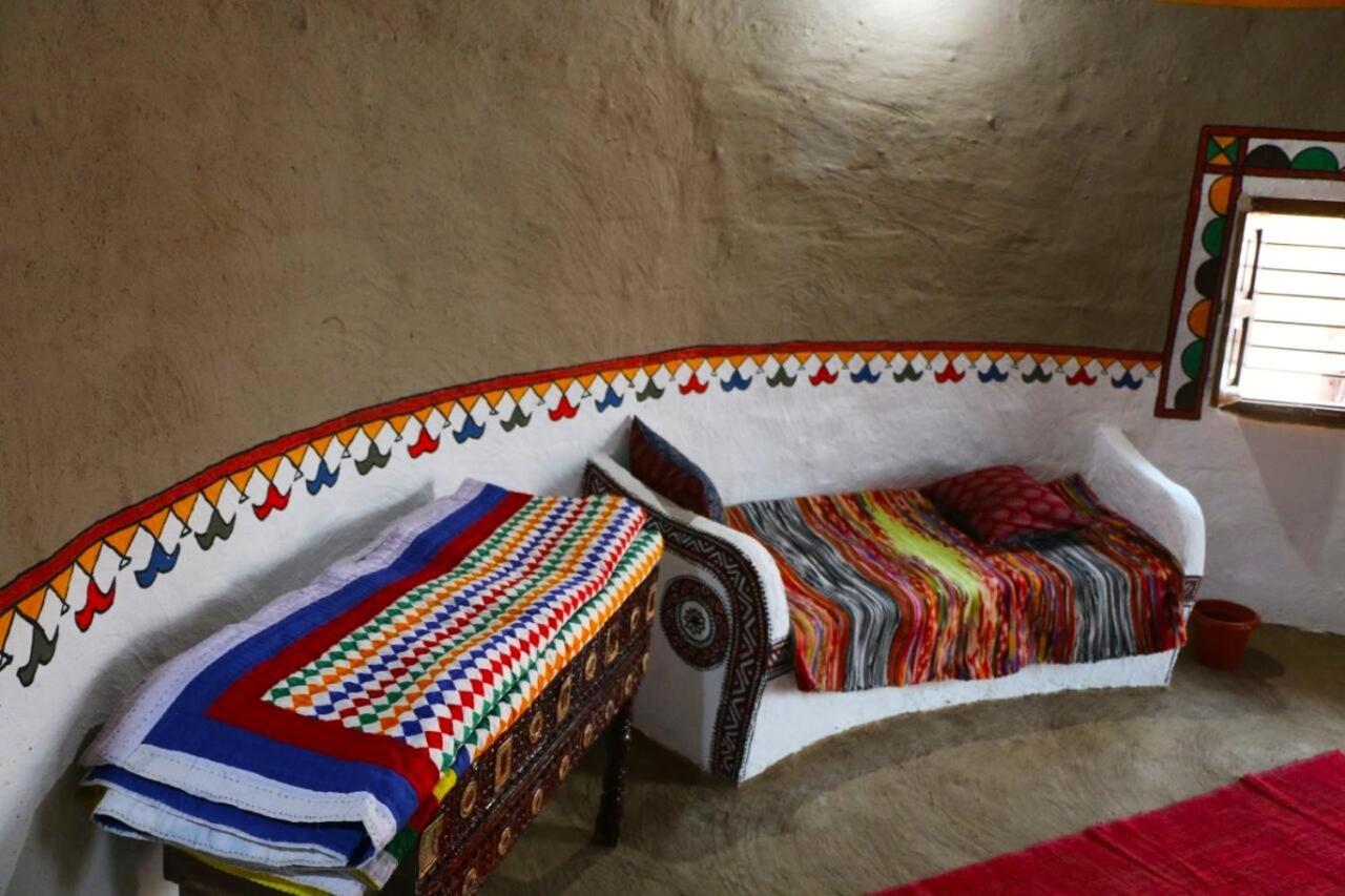 Banni Village Resort - Rann Of Kutch Bherandiala Exterior photo