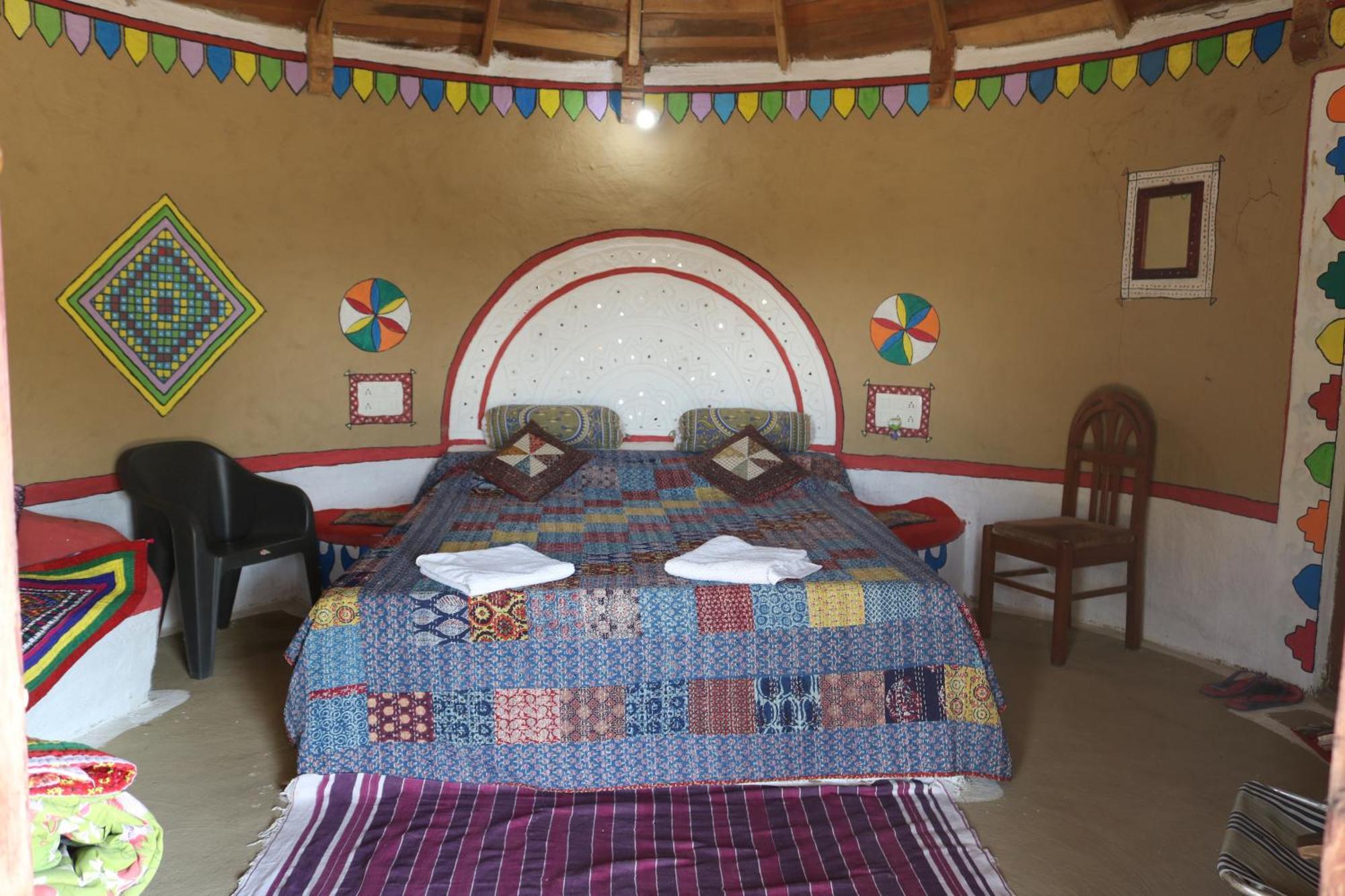 Banni Village Resort - Rann Of Kutch Bherandiala Exterior photo