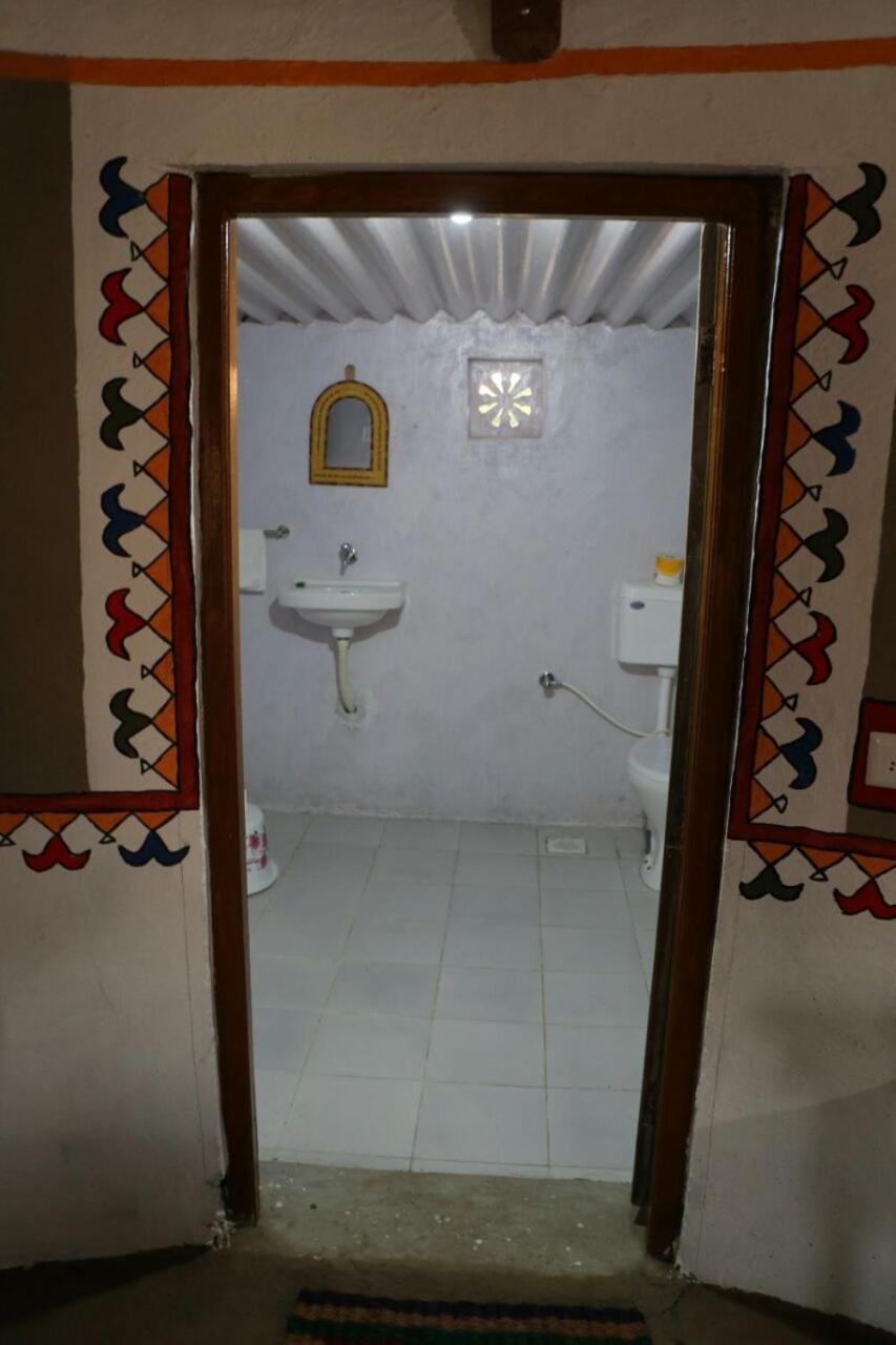 Banni Village Resort - Rann Of Kutch Bherandiala Exterior photo